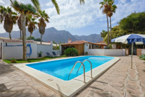 Modern Apartment in Buenavista del Norte with a Shared Pool